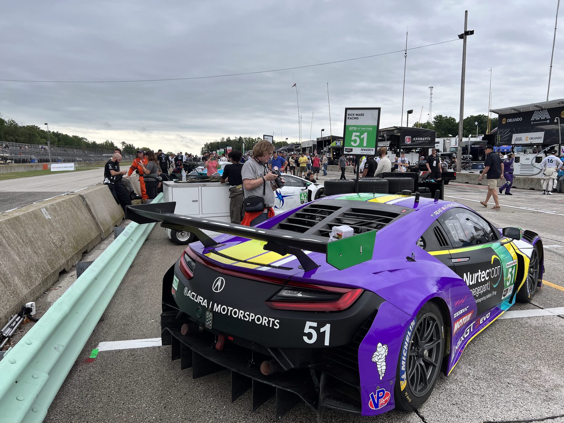 Acura NSX GT3 Evo parked behind the pit wall between sessions